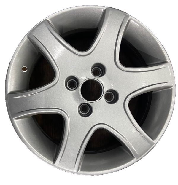 Llanta original Chevrolet Astra 6 rayos L/N Aleación Rodado 15