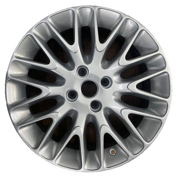 Llanta original Fiat Punto Essence Multirayos Y  Aleación Rodado 16