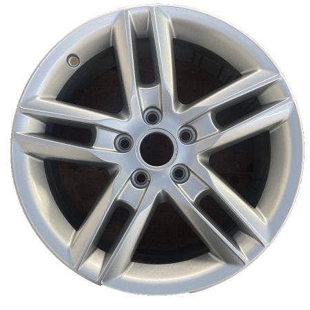 Llanta original Audi A1 5 Rayos Doble Rodado 17
