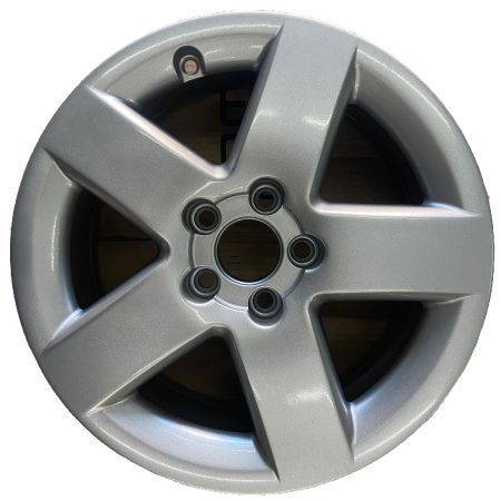 Llanta original Audi A3 5 Rayos Rodado 15