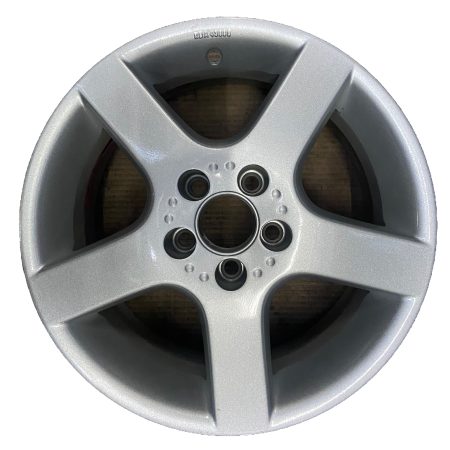 Llanta original Audi A3 5 Rayos Finos Rodado 15