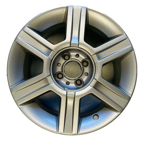 Llanta original Fiat Stylo 6 Rayos Rodado 15