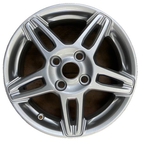 Llanta original Ford Fiesta Rodado 15